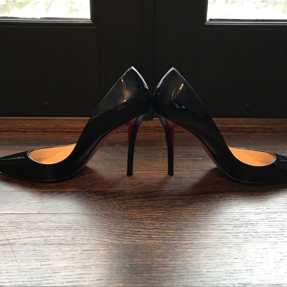 Authentic louboutin heels. Gently worn condition! - Picture 3 of 9